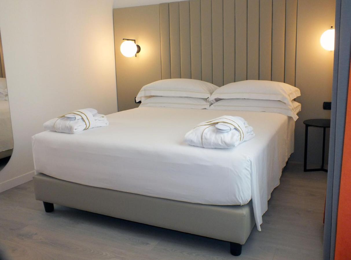 Bb Hotels Smarthotel Derose Florencia Exterior foto