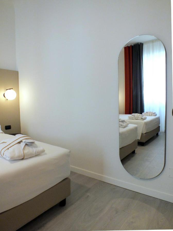 Bb Hotels Smarthotel Derose Florencia Exterior foto